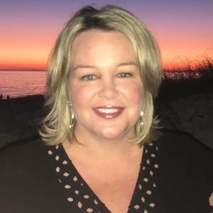 Meet your Posher, Carrie